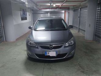 astra sports tourer 1.7 cdti cosmo 125cv