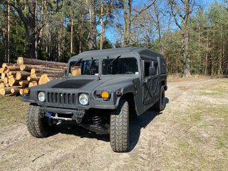 hummer h1 humvee m998 armeefahrzeug/ das fahrzeug ist abgemeldet