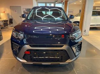 kgm tivoli essential 6/mt awd 4x4