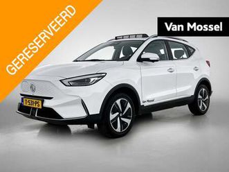 mg zs ev long range luxury 70 kwh | wltp 440 km | navigatie | panorama dak | 17 velgen | led koplampen | 360° cam | btw auto | 1e eigenaar |