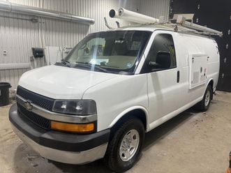 2009 chevrolet express cargo van
