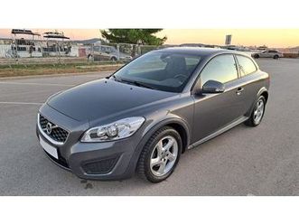 volvo c30 d2 *odlično stanje* ispis km, *servis*, 2012 god.