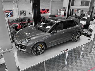 turbo s e-hybrid ? exclusive manufaktur