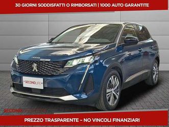 peugeot 3008 hybrid 225 e-eat8 allure pack del 2022 usata a san salvo