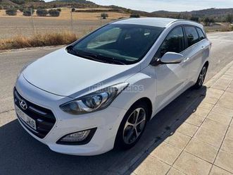 hyundai - i30 cw 1.6 crdi 110cv black line
