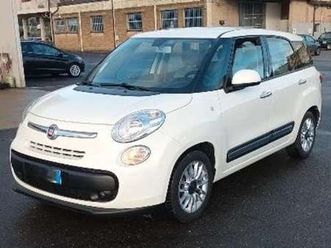 500l living living 1.6 mjt pop star 105cv