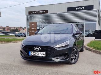 hyundai i30 premium 1.5 benzin