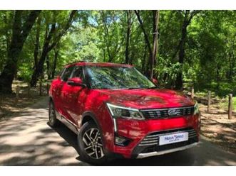 2022 mahindra xuv 300 1.5d | w8