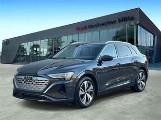 2024 audi q8 e-tron premium plus