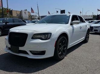 used 2022 chrysler 300 touring