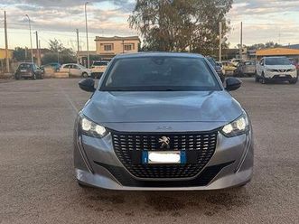 peugeot 208 75cv puretech prezzo trattabile