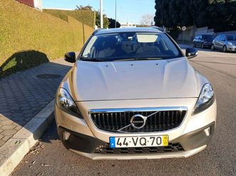 volvo v40 crosscountry 2.0 dezembro/16