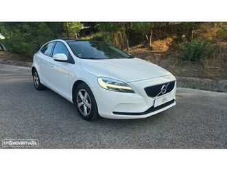 volvo v40 2.0 d2 kinetic geartronic