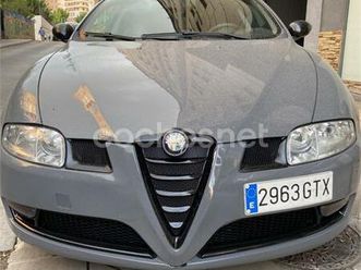 alfa romeo gt 1.9 jtd distinctive