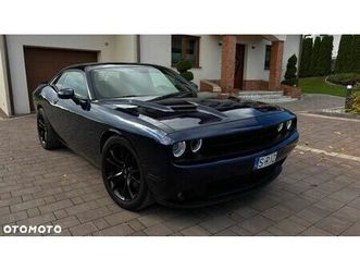 dodge challenger 5.7 r/t