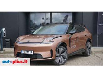 lynk & co 08, 1.5 l., off-road / crossover