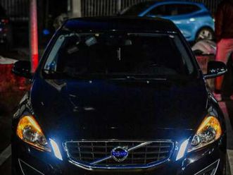 2.0 d3 geartronic r-design