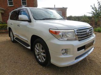 toyota land cruiser amazon zx 4.6 v8 petrol auto - 8 seater - top of the range land cruiser