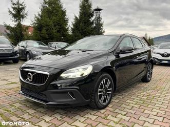 volvo v40 cross country