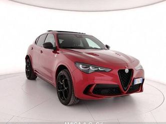 stelvio 2023 2.9 v6 quadrifoglio q4 520cv auto