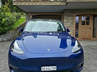 tesla model y grande autonomie intégrale (2024) - faible kil canton vaud