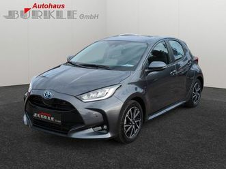 toyota yaris hybrid team deutschland + parksensoren+led