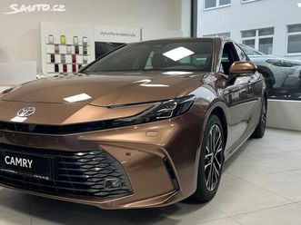 toyota camry 2.5hev 231ps prestige