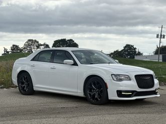 2022 chrysler 300 300s