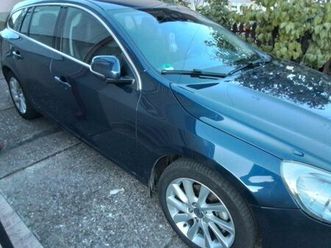 volvo v60 t3 momentum momentum