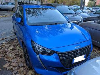 208 1.2 puretech allure navi pack s