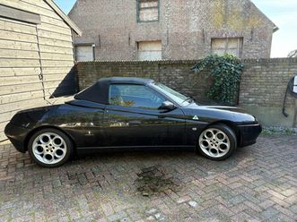 alfa romeo spider - 2.0-16v t.spark alfa romeo spider met weinig km's/apk/nap/kentekencheck/onderhoudshistorie