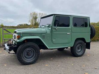 toyota land cruiser fj40
