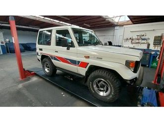 1988 toyota 70 series beige manuel, 5 vitesses in jemeppe...