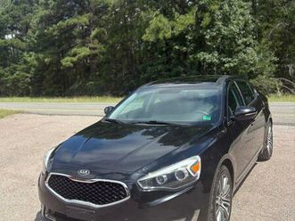 used 2016 kia cadenza premium