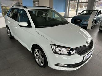 škoda fabia 1,2 tsi,1.maj,servisní knížk