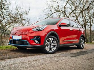 kia niro ev 64 kwh, soh 100%, nová cena