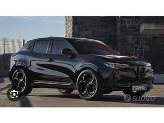 alfaromeo junior allestimento intensa