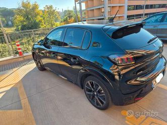 peugeot 208 gt - cambio automatico eat 8