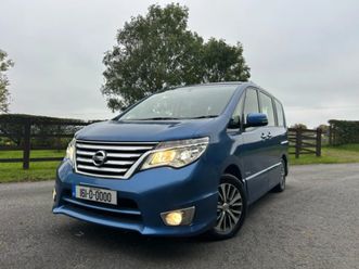 nissan serena 7 seat only 73000km hybrid