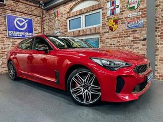 stinger 3.3 t-gdi v6 366cv auto 4x4 gt