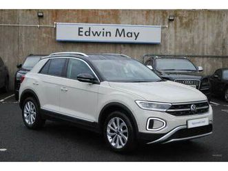 2022 volkswagen t-roc style 1.5 tsi 150