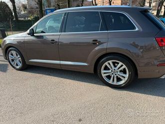 audi q7anno 2018
