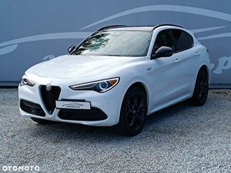 alfa romeo stelvio 2.0 turbo veloce q4