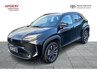 toyota yaris cross style edition 1.5 68кв