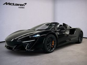 mclaren artura spider/onyx black/b&w/1.99%leasing