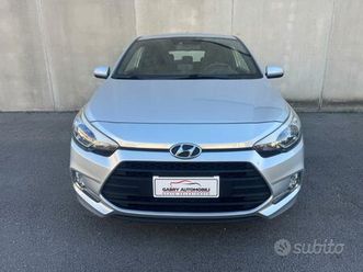 hyundai i20 coupé 1.2 sport unipro ok neop