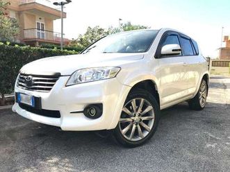 rav4 crossover 2.2 d-4d executive 150cv auto