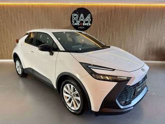 toyota c-hr 1.8 hybrid exclusive