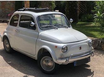 voiture de collection fiat