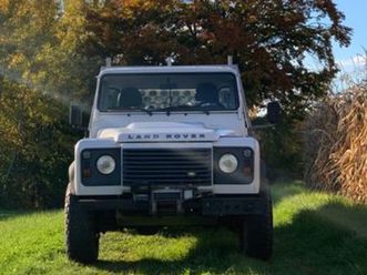 land rover defender 130 td4 single cab